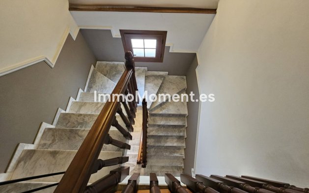 Wiederverkauf - Freistehende Villa - Fuengirola - Los Pacos