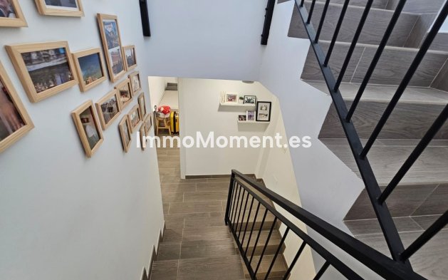 Resale - Detached villa - Inland  - Alhaurín de la Torre