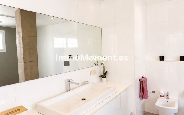 Reventa - Villa independiente - Marbella - Nueva Andalucía