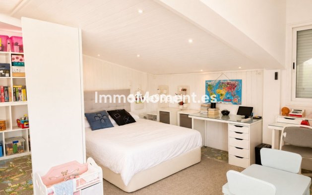 Reventa - Villa independiente - Marbella - Nueva Andalucía