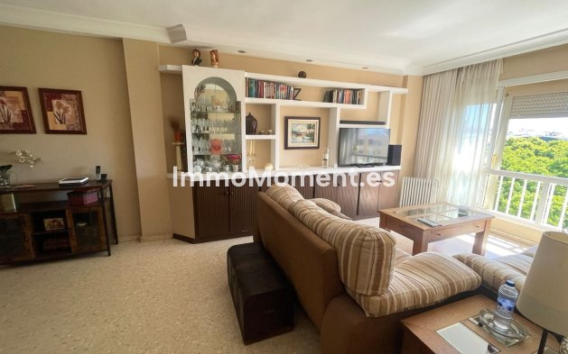 Reventa - Apartamento - Estepona  - Estepona Centro
