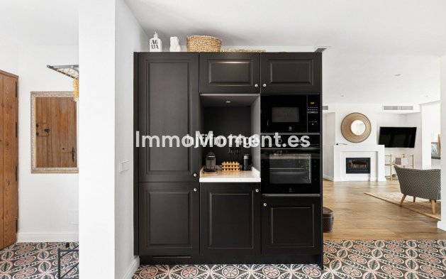 Reventa - Villa independiente - Estepona  - Estepona Centro