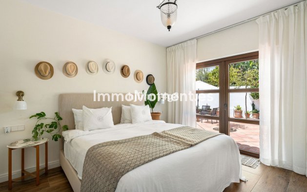 Reventa - Villa independiente - Estepona  - Estepona Centro