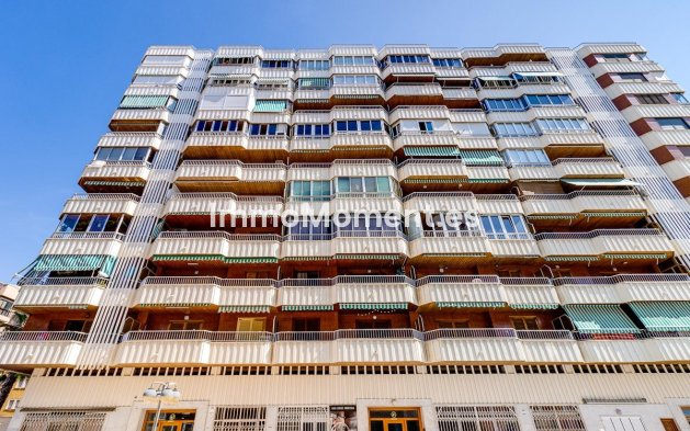 Revente - Appartement - Torrevieja - Torrevieja Centro