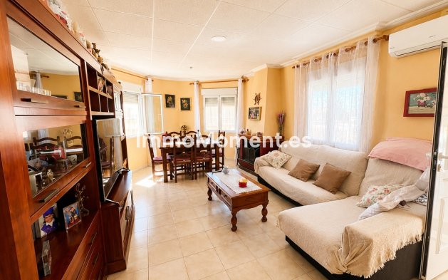 Wiederverkauf - Freistehende Villa - Torrevieja - La Siesta