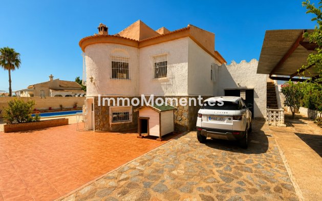 Wiederverkauf - Freistehende Villa - Torrevieja - La Siesta