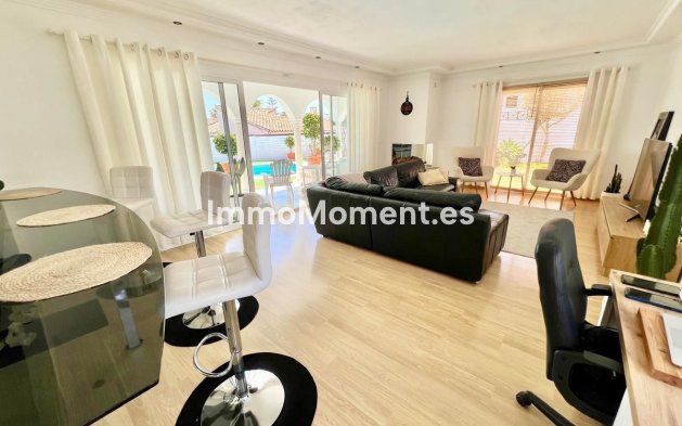 Wiederverkauf - Freistehende Villa - Mijas Costa - El Faro