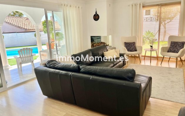 Wiederverkauf - Freistehende Villa - Mijas Costa - El Faro