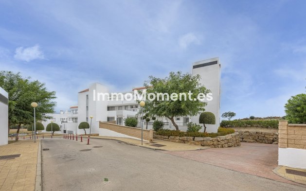 Resale - Apartment - Casares - Casares Playa