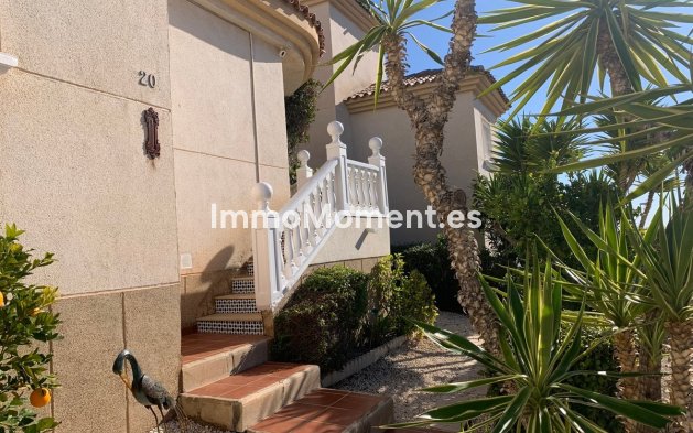 Wiederverkauf - Freistehende Villa - Orihuela Costa - Villamartín