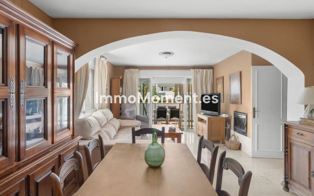 Revente - Appartement - Marbella - Nueva Andalucía