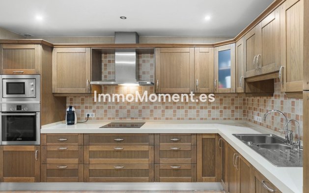 Revente - Appartement - Marbella - Nueva Andalucía