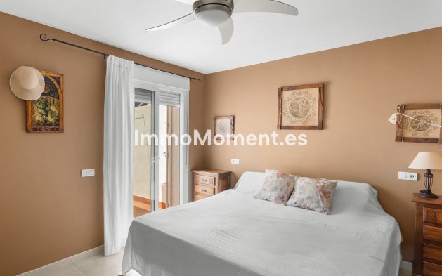 Revente - Appartement - Marbella - Nueva Andalucía