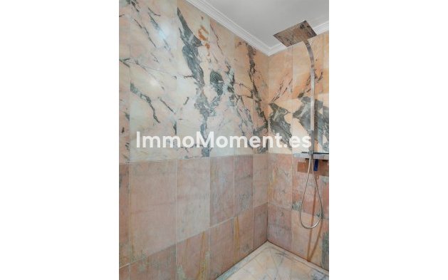 Revente - Appartement - Marbella - Nueva Andalucía