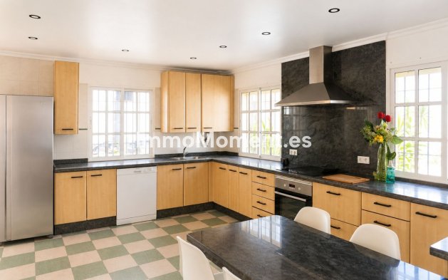Bestaande woning - Vrijstaande villa - Marbella - Marbella Centro