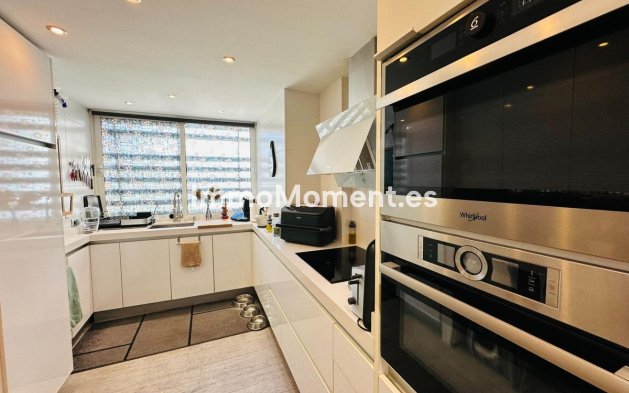 Resale - Apartment - Fuengirola - Fuengirola Centro