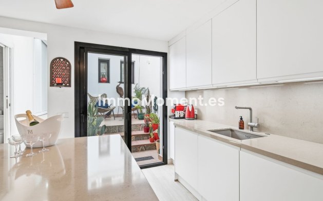 Wiederverkauf - Reihenhaus - Estepona  - Estepona Centro