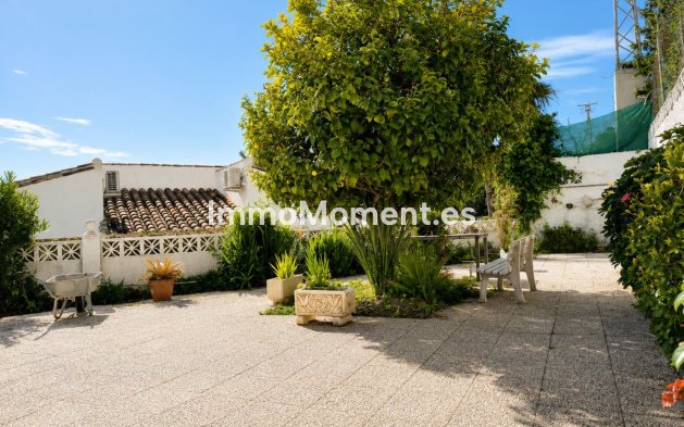 Wiederverkauf - Freistehende Villa - Benalmadena - Benalmadena Centro