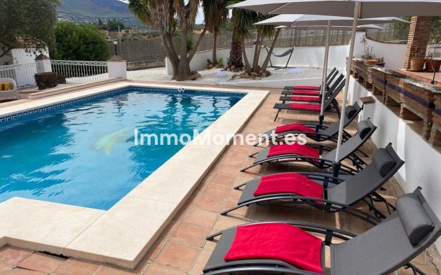 Bestaande woning - Landhuis - Binnenland  - Alhaurín el Grande Centro