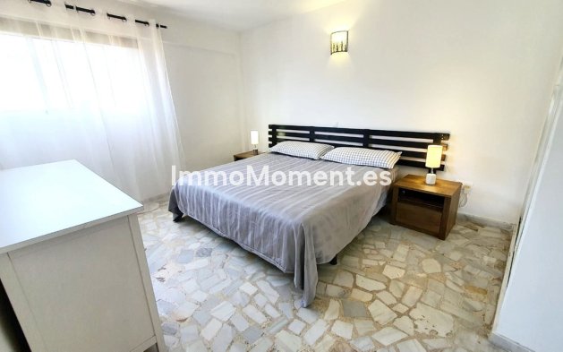 Resale - Apartment - Fuengirola - Carvajal