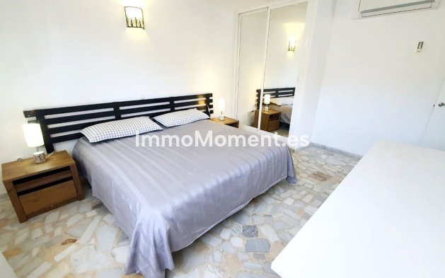 Resale - Apartment - Fuengirola - Carvajal