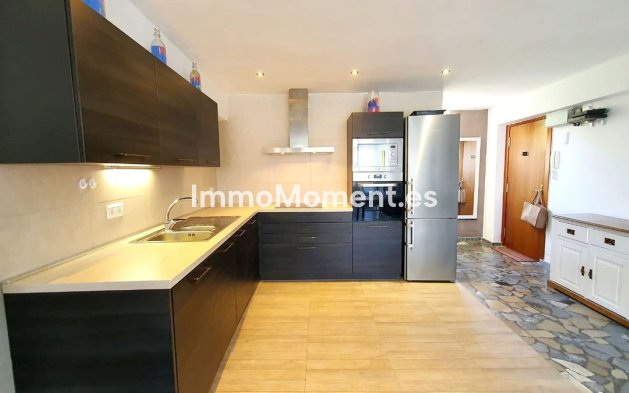 Resale - Apartment - Fuengirola - Carvajal
