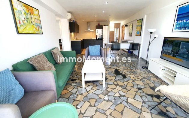 Resale - Apartment - Fuengirola - Carvajal