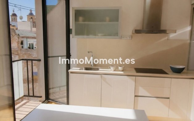 Resale - Apartment - Alicante - Alicante Centro