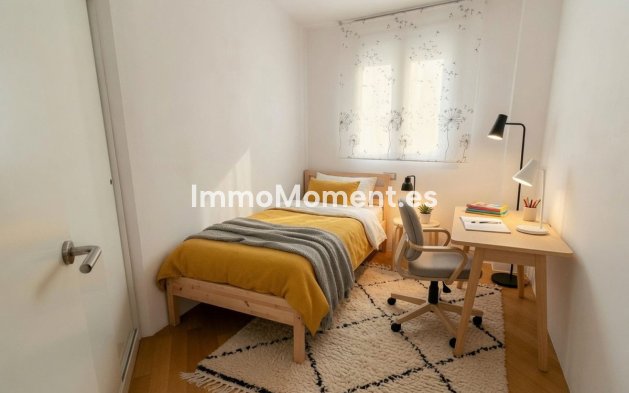 Resale - Apartment - Alicante - Alicante Centro