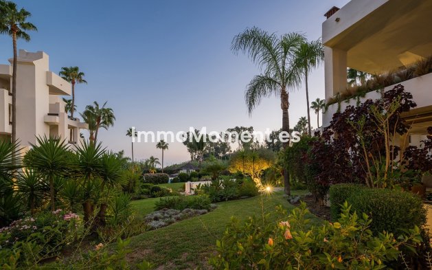 Wiederverkauf - Wohnung - Estepona  - Estepona Centro