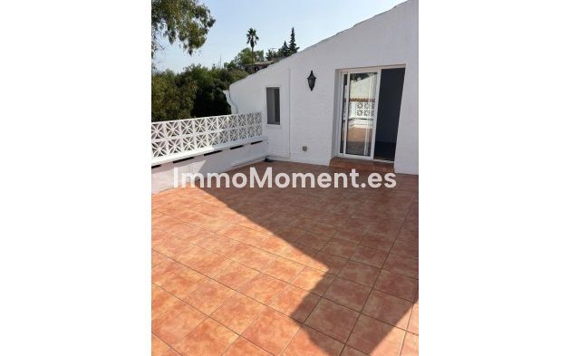 Resale - Detached villa - Estepona - Estepona Centro