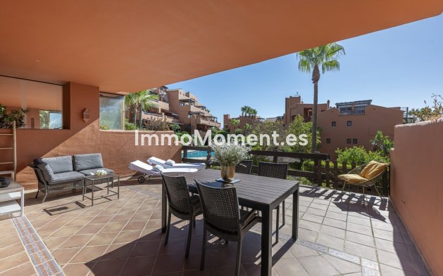 Resale - Apartment - Estepona - Estepona Centro