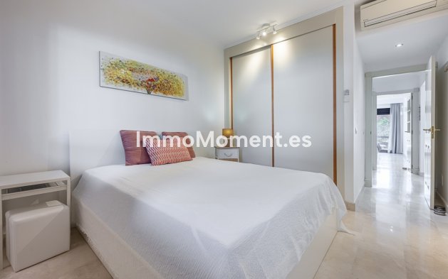 Resale - Apartment - Estepona - Estepona Centro