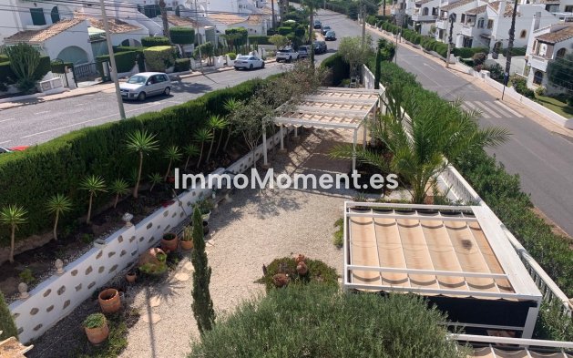 Wiederverkauf - Freistehende Villa - Orihuela Costa - Villamartín