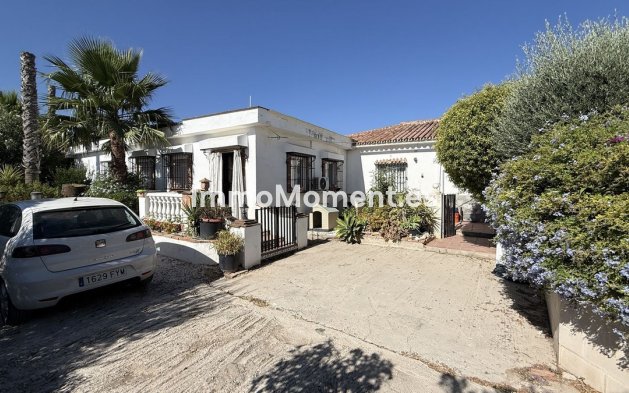 Bestaande woning - Landhuis - Binnenland  - Alhaurín el Grande Centro
