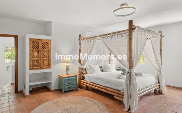 Wiederverkauf - Freistehende Villa - Marbella - El Rosario