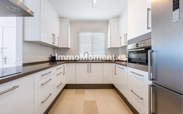 Wiederverkauf - Wohnung - Marbella - Nueva Andalucía