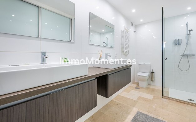 Wiederverkauf - Wohnung - Marbella - Nueva Andalucía