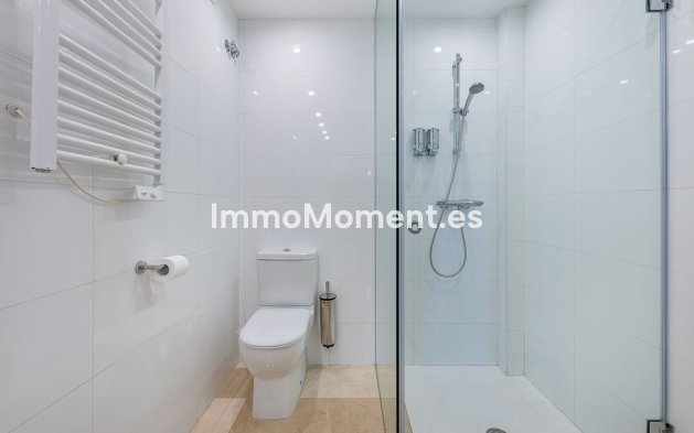 Wiederverkauf - Wohnung - Marbella - Nueva Andalucía