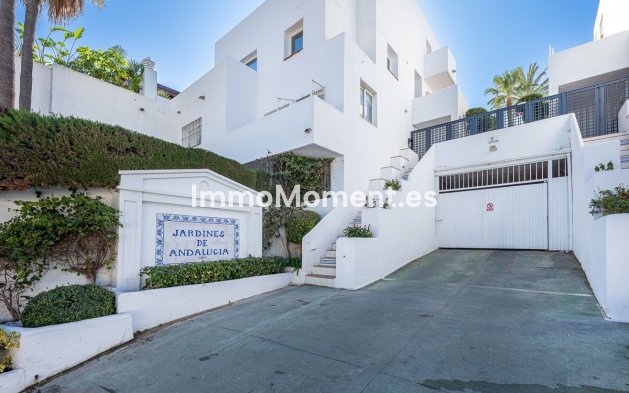 Wiederverkauf - Wohnung - Marbella - Nueva Andalucía
