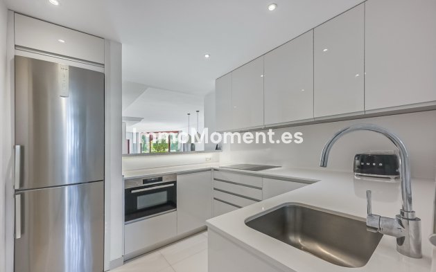 Bestaande woning - Appartement - Estepona  - Estepona Centro