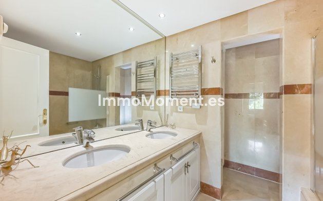 Bestaande woning - Appartement - Estepona  - Estepona Centro