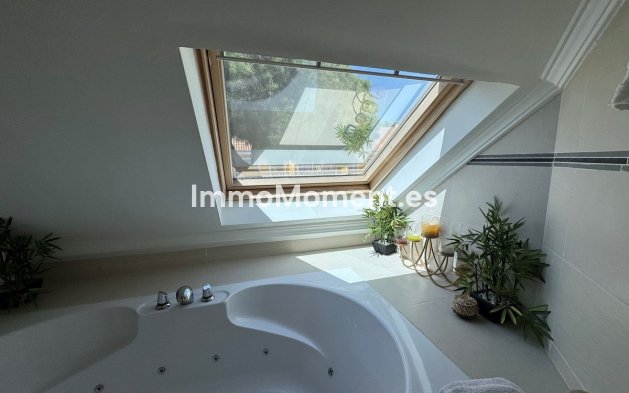 Revente - Maison mitoyenne - Mijas Costa - Calahonda