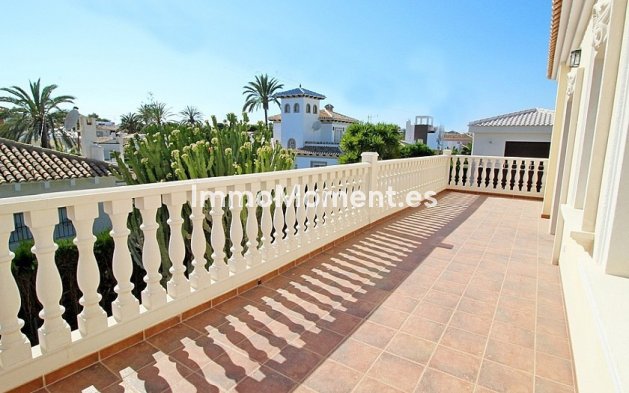 Wiederverkauf - Freistehende Villa - Orihuela Costa - Cabo roig - La Zenia