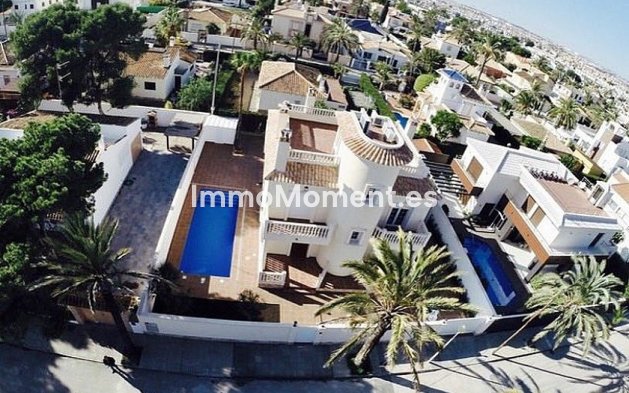 Wiederverkauf - Freistehende Villa - Orihuela Costa - Cabo roig - La Zenia