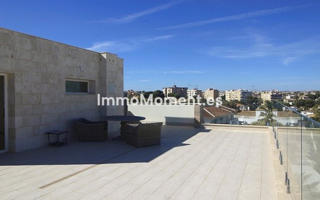 Wiederverkauf - Freistehende Villa - Orihuela Costa - Cabo roig - La Zenia