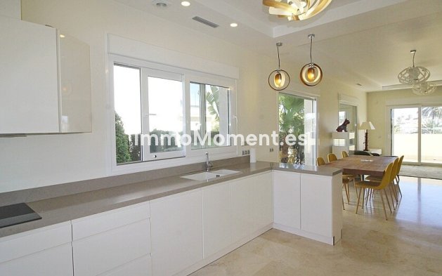 Wiederverkauf - Freistehende Villa - Orihuela Costa - Cabo roig - La Zenia