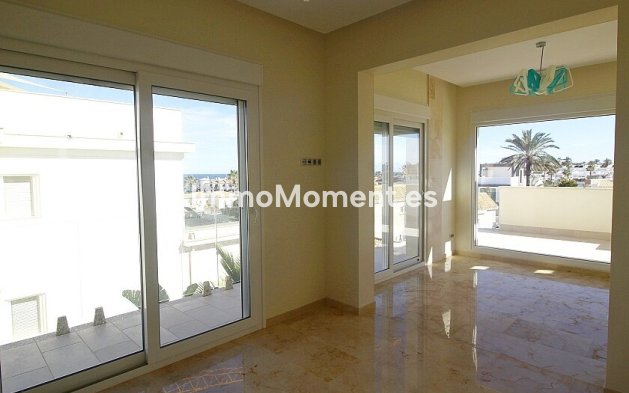 Wiederverkauf - Freistehende Villa - Orihuela Costa - Cabo roig - La Zenia