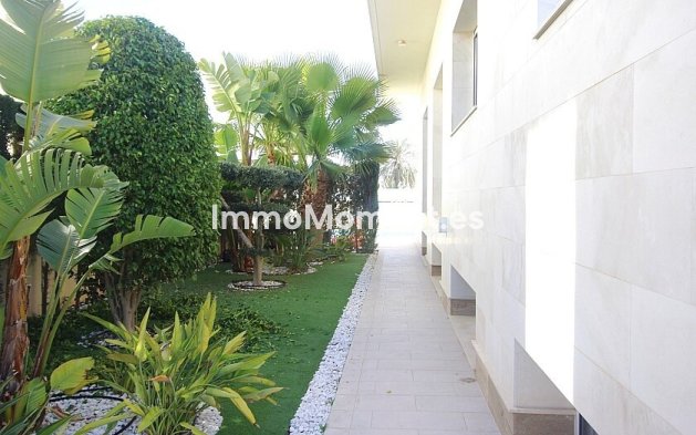 Wiederverkauf - Freistehende Villa - Orihuela Costa - Cabo roig - La Zenia