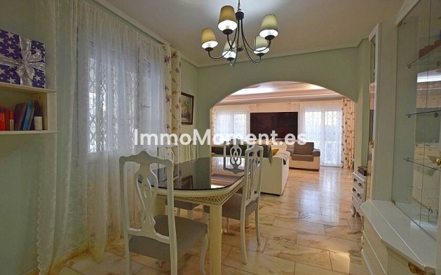 Resale - Detached villa - Torrevieja - Torrevieja Centro